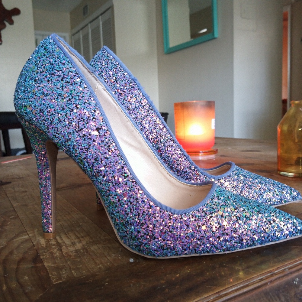 Pointy heels